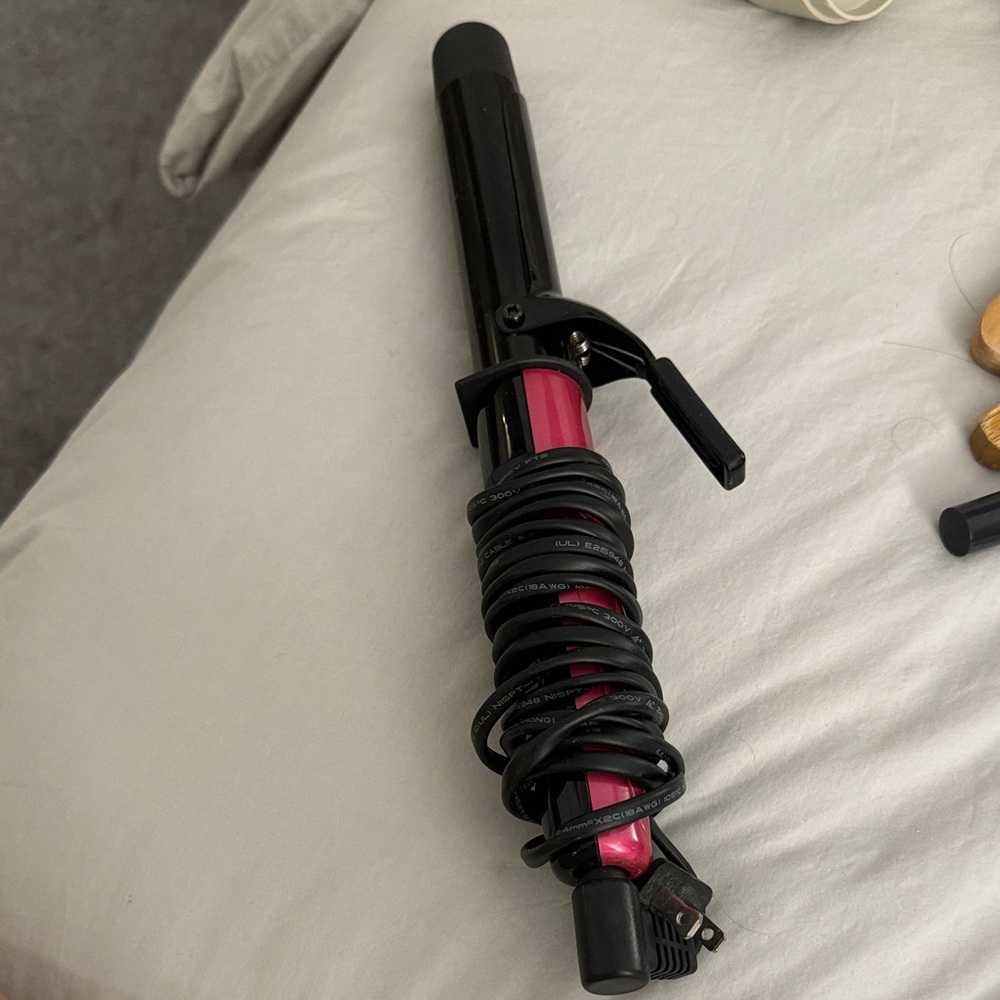 Pink and Black Hair Curling Iron